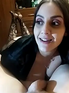 Snapshot of Sexycouplexxx69 chatting on January 5, 2025, 8:21 pm Sexycouplexxx69 online show from January 5, 2025, 8:21 pm