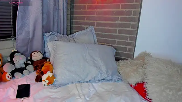 liam oficial02 online show from April 2, 2026, 2:52 am