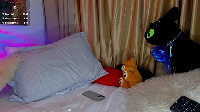 Snapshot of liam_oficial02 chatting on November 6, 2025, 2:48 am liam oficial02 online show from November 6, 2025, 2:48 am