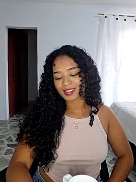 avellanatammy online show from April 7, 2026, 7:37 pm