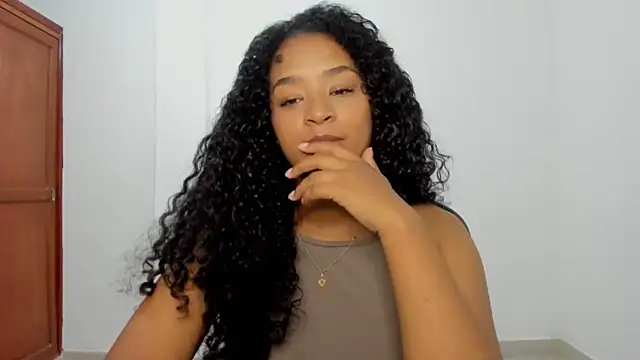 avellanatammy online show from January 10, 2026, 9:43 pm