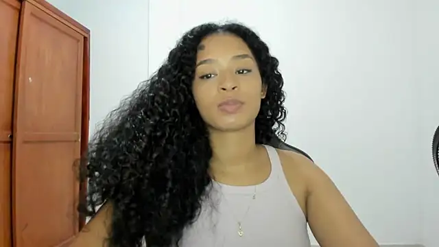 avellanatammy online show from September 29, 2025, 1:12 am