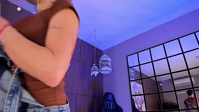 AgattaDuque online show from March 3, 2026, 11:45 pm