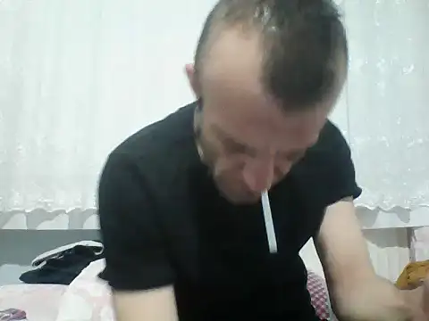 Snapshot of Aktorihann chatting on October 6, 2025, 11:27 pm Aktorihann online show from October 6, 2025, 11:27 pm