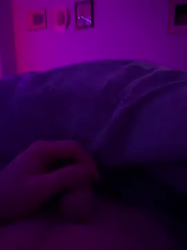 justinj27 online show from March 1, 2025, 3:32 am