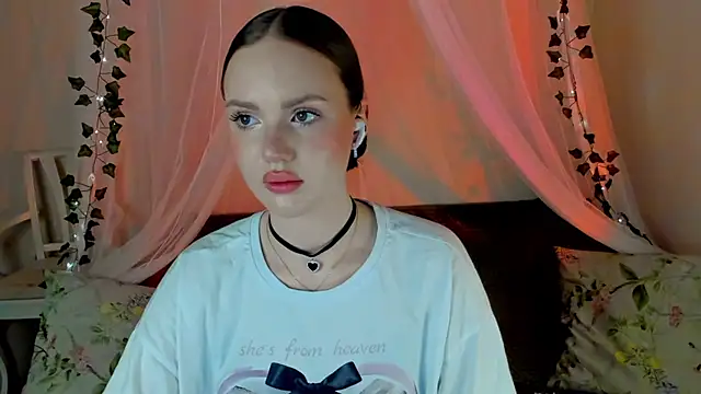 MishkaMe online show from December 20, 2024, 3:31 pm