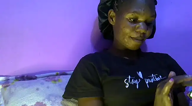 Snapshot of Cute_tamara chatting on December 22, 2024, 6:37 pm Cute tamara online show from December 22, 2024, 6:37 pm