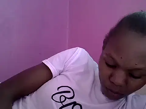 Snapshot of Cute_tamara chatting on January 15, 2025, 12:25 pm Cute tamara online show from January 15, 2025, 12:25 pm