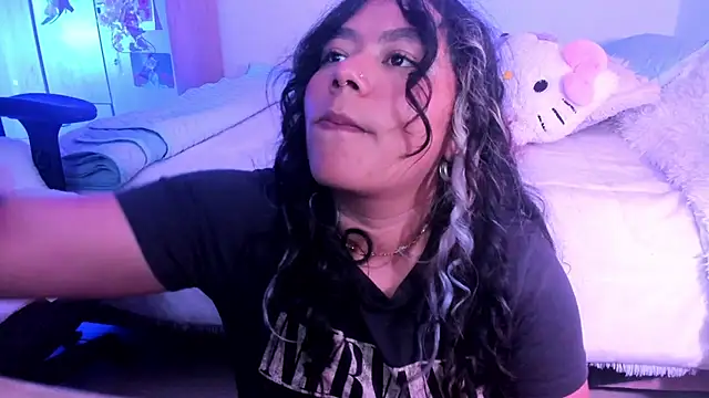 StephaniFox online show from February 19, 2025, 3:06 am