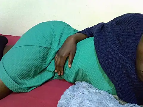 Snapshot of heather_savage chatting on September 23, 2025, 10:17 pm heather savage online show from September 23, 2025, 10:17 pm