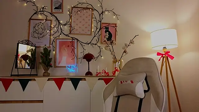 mo11y kitten online show from January 9, 2025, 12:46 am