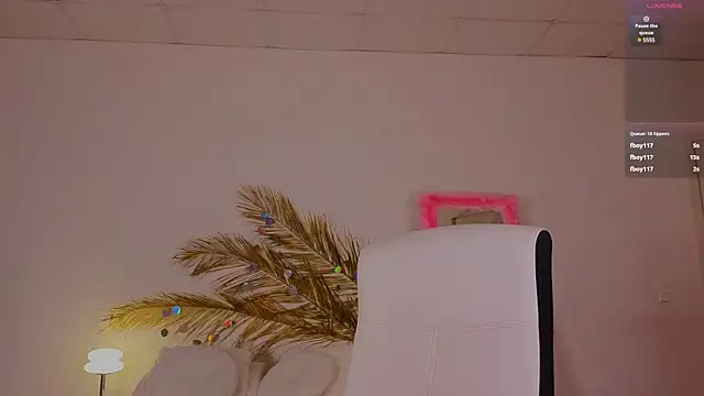 mo11y kitten online show from March 15, 2025, 12:36 am