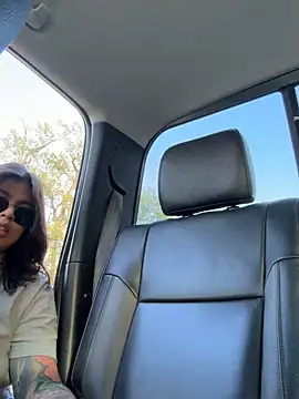 Snapshot of miacanela_xo chatting on October 11, 2025, 10:11 pm miacanela xo online show from October 11, 2025, 10:11 pm