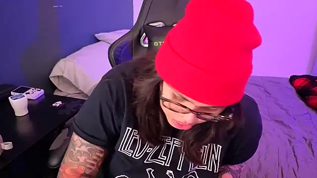 miacanela xo online show from February 25, 2026, 3:18 am