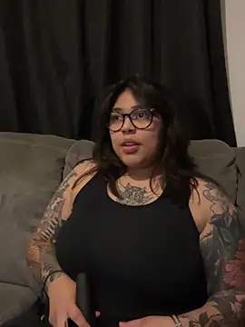 miacanela xo online show from June 1, 2026, 2:23 am