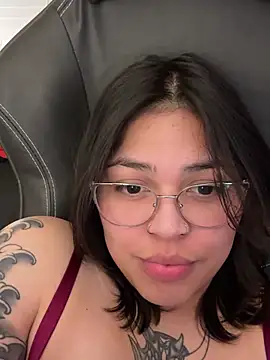 miacanela xo online show from February 26, 2025, 7:12 am