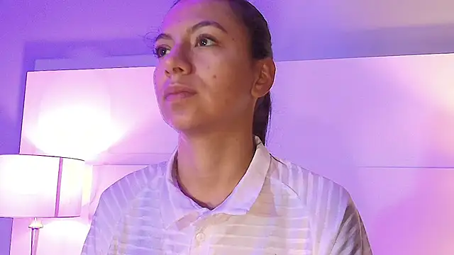 Tamaraakins online show from September 24, 2025, 12:33 pm