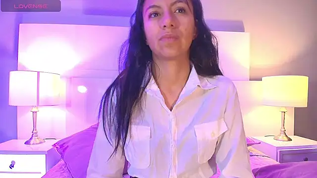 Tamaraakins online show from October 1, 2025, 12:20 pm