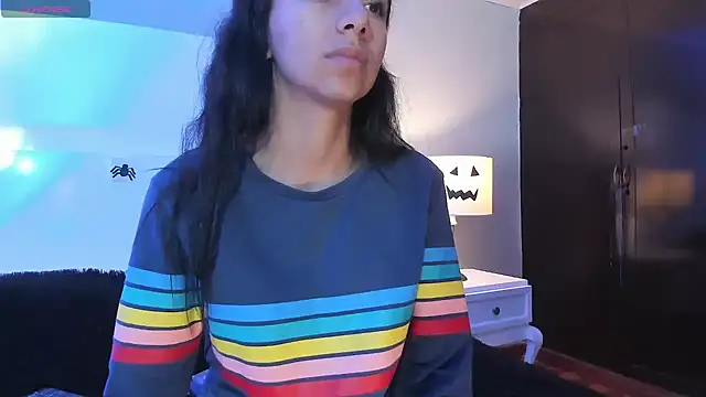 Tamaraakins online show from October 30, 2025, 1:31 pm