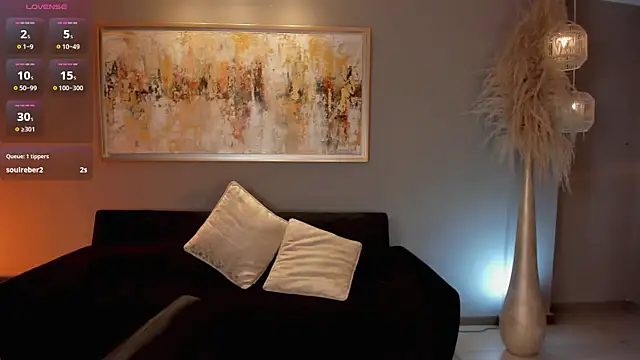 NicoleSanz  online show from February 28, 2025, 4:31 pm