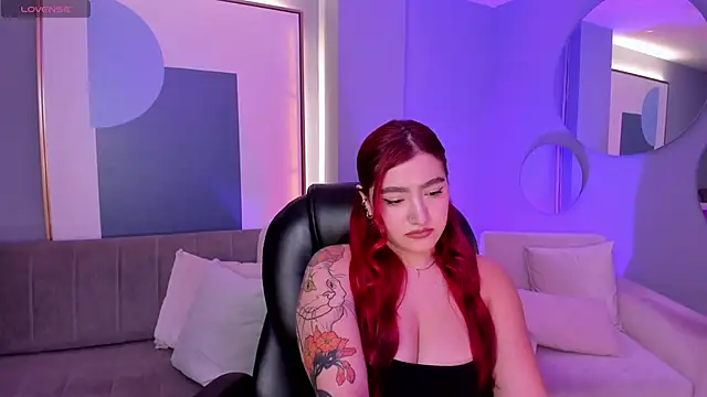 Snapshot of ViolettCastel chatting on March 12, 2025, 7:36 pm ViolettCastel online show from March 12, 2025, 7:36 pm