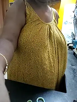 Snapshot of ANUBHABI chatting on October 13, 2025, 4:19 pm ANUBHABI online show from October 13, 2025, 4:19 pm