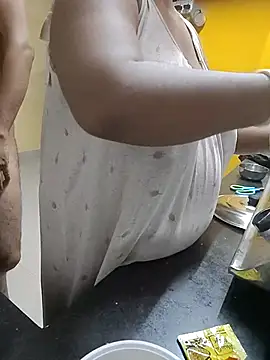 Snapshot of ANUBHABI chatting on October 29, 2025, 3:33 pm ANUBHABI online show from October 29, 2025, 3:33 pm