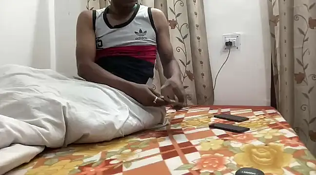 Snapshot of HORNY4UDESI chatting on December 14, 2024, 5:03 pm HORNY4UDESI online show from December 14, 2024, 5:03 pm