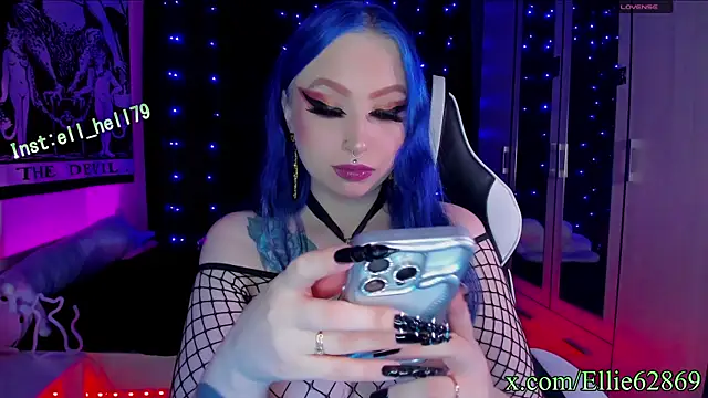 Kitty goth online show from March 10, 2025, 6:45 pm