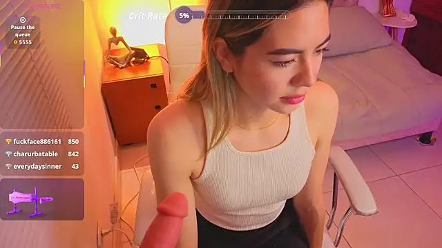 Nathaly-sky online show from November 28, 2025, 10:04 am