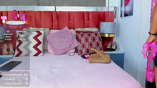 Snapshot of ShantalDior chatting on September 23, 2025, 4:08 am ShantalDior online show from September 23, 2025, 4:08 am