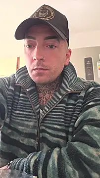 BigboyGirsbig online show from April 23, 2026, 3:02 pm