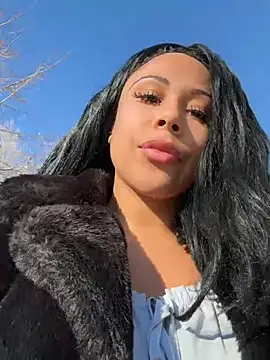 Snapshot of HaileyDiana chatting on February 25, 2026, 2:17 pm HaileyDiana online show from February 25, 2026, 2:17 pm