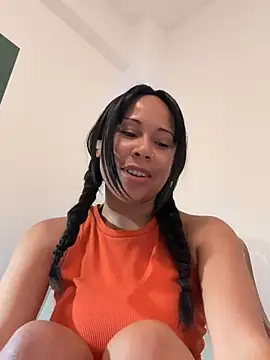 HaileyDiana online show from June 18, 2026, 4:45 pm