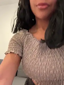 Snapshot of HaileyDiana chatting on February 22, 2026, 2:08 pm HaileyDiana online show from February 22, 2026, 2:08 pm