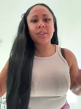 HaileyDiana online show from February 16, 2025, 10:54 am