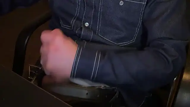 KendrickJiz online show from April 4, 2026, 1:12 am