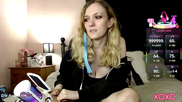 Snapshot of EllieeRose chatting on October 13, 2025, 4:52 pm EllieeRose online show from October 13, 2025, 4:52 pm