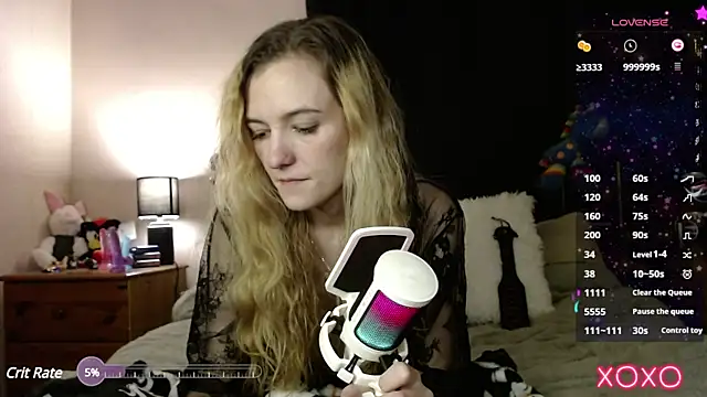 EllieeRose online show from February 3, 2025, 6:49 pm