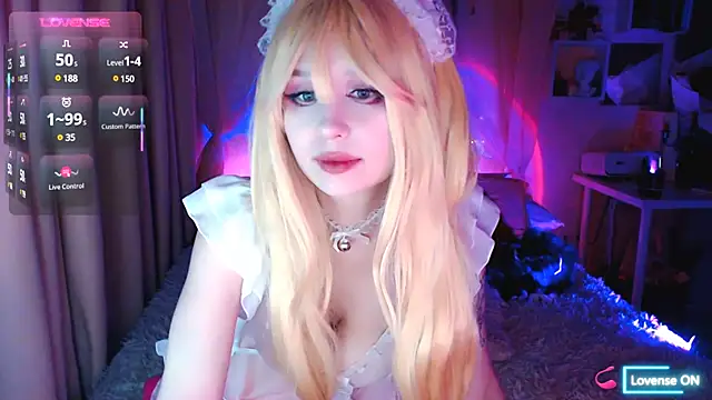 Snapshot of cherry_milk_xx chatting on March 5, 2025, 11:38 pm cherry milk xx online show from March 5, 2025, 11:38 pm