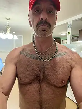 DaddySnowXX online show from May 6, 2026, 11:09 pm
