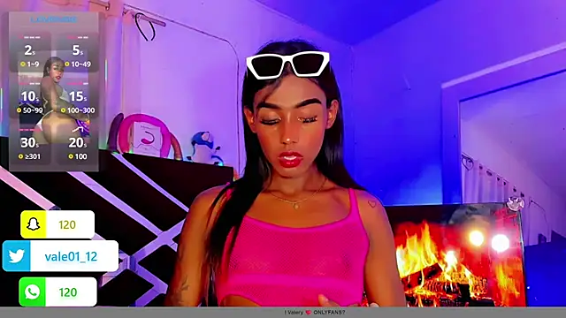 hot goddess3X online show from February 22, 2025, 1:35 pm