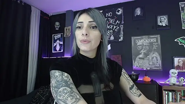 Snapshot of Goddess_Mortem chatting on January 5, 2026, 11:19 pm Goddess Mortem online show from January 5, 2026, 11:19 pm