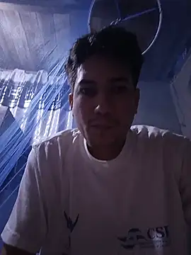 Isuky11 online show from June 18, 2026, 2:43 am
