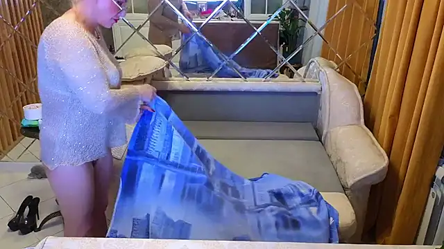 Snapshot of BEST-1 chatting on March 14, 2025, 9:10 pm BEST-1 online show from March 14, 2025, 9:10 pm