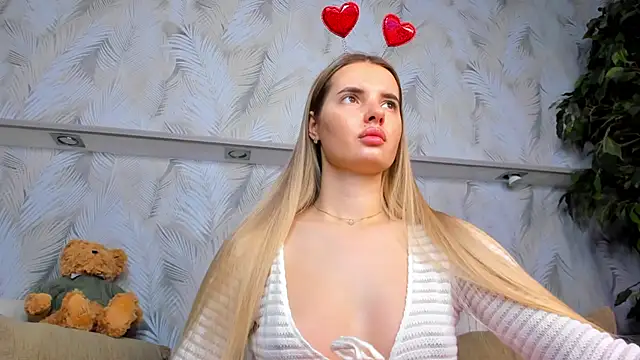 Erika Carpenter online show from February 12, 2026, 12:10 am