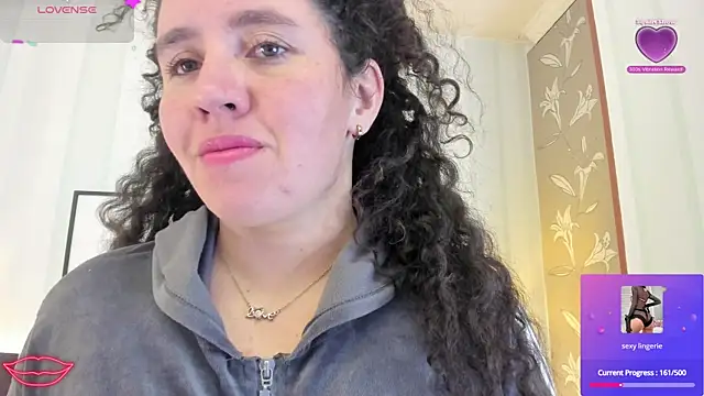 Valeria  soler online show from March 17, 2025, 12:46 pm