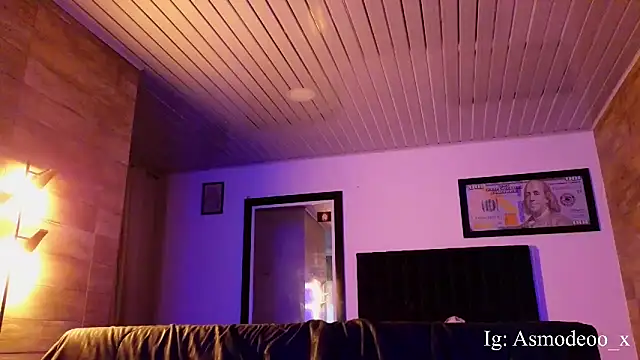 Snapshot of AsmodeoCox chatting on October 3, 2025, 7:10 am AsmodeoCox online show from October 3, 2025, 7:10 am