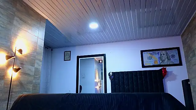 Snapshot of AsmodeoCox chatting on October 24, 2025, 3:16 am AsmodeoCox online show from October 24, 2025, 3:16 am