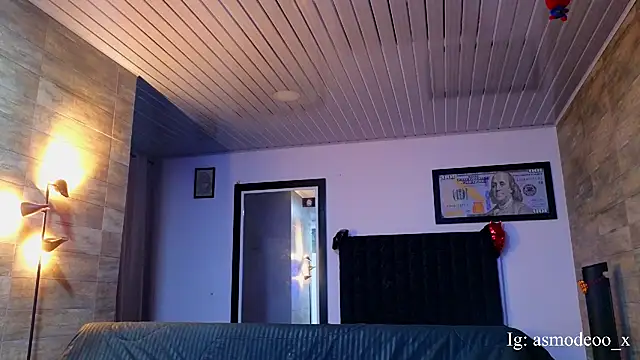 Snapshot of AsmodeoCox chatting on October 17, 2025, 2:15 am AsmodeoCox online show from October 17, 2025, 2:15 am